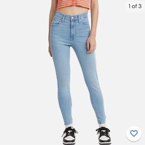 Levi Women’s Mile High Super Skinny Jeans